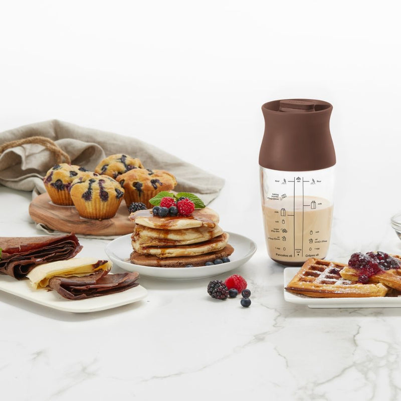Lekue Crêpes and Pancakes Shaker