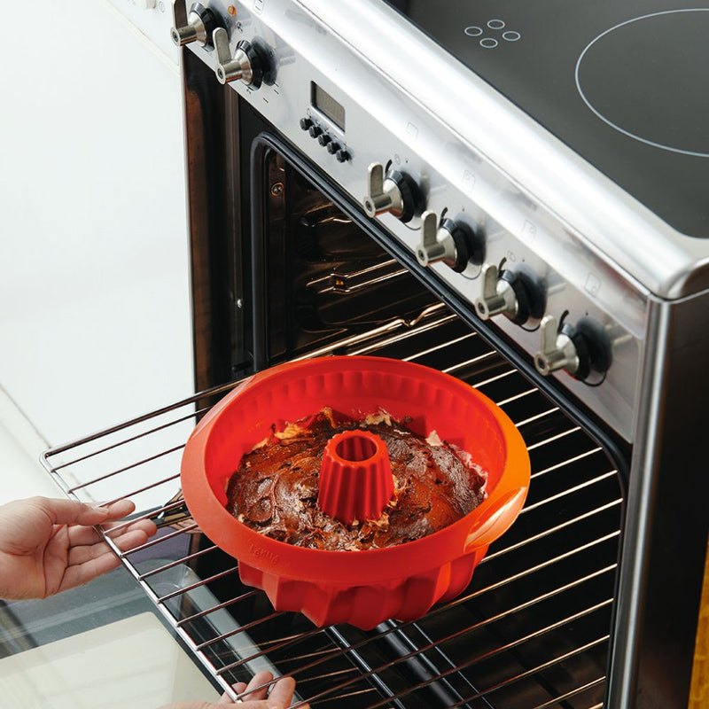 Lekue Deep Savarin Cake Mould 22cm Red or Black