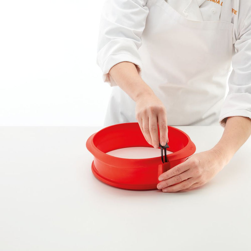 Lekue Springform Cake Mould 23cm with Ceramic Plate