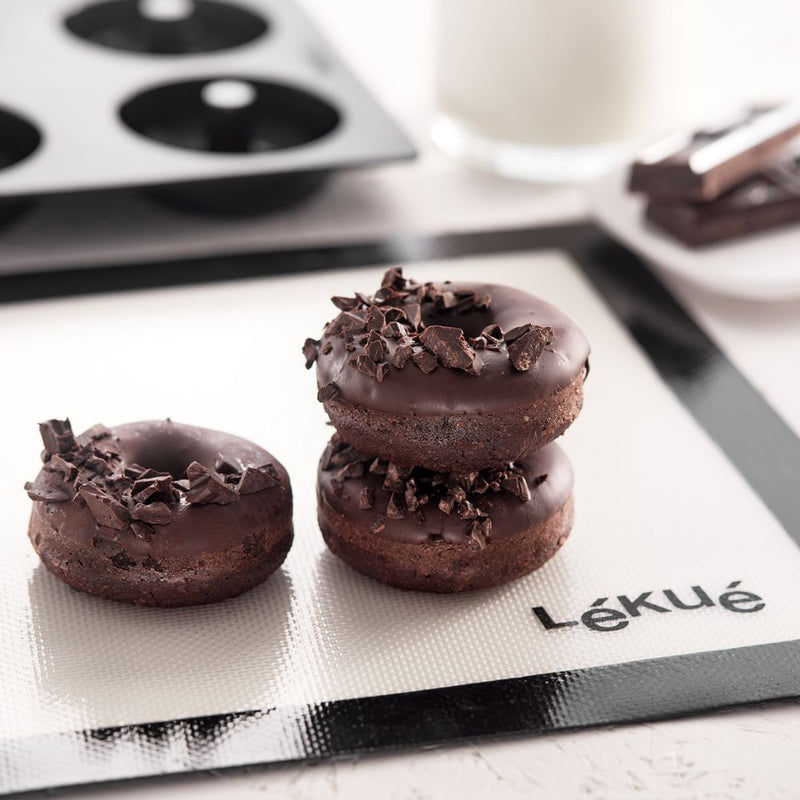 Lekue Silicone Doughnut Baking Mould 6 Cavity Black and Red