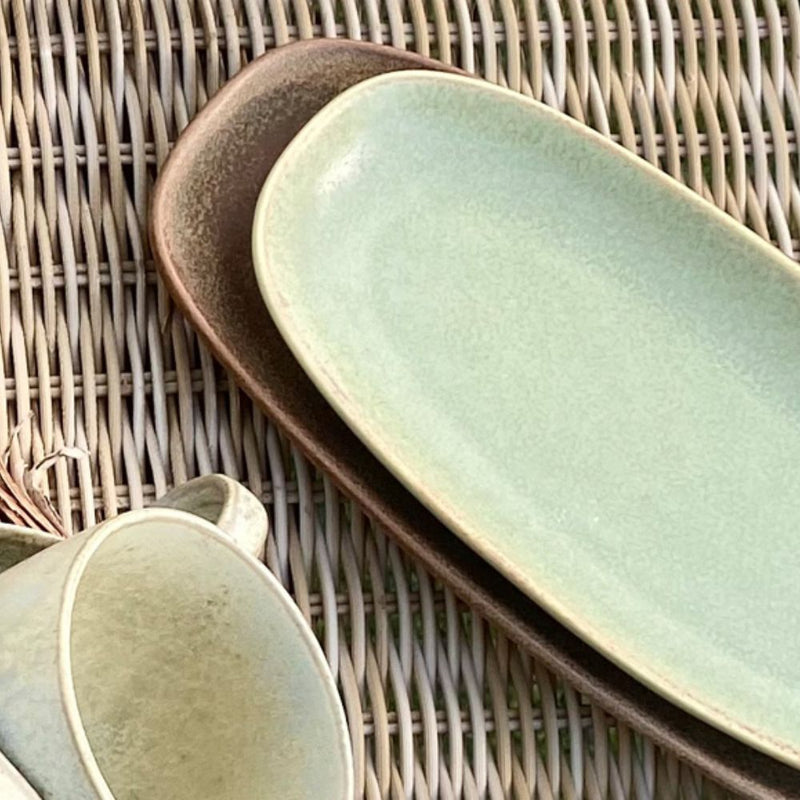 Nova Earth Sage Oval Plate 22.5 x 10 cm