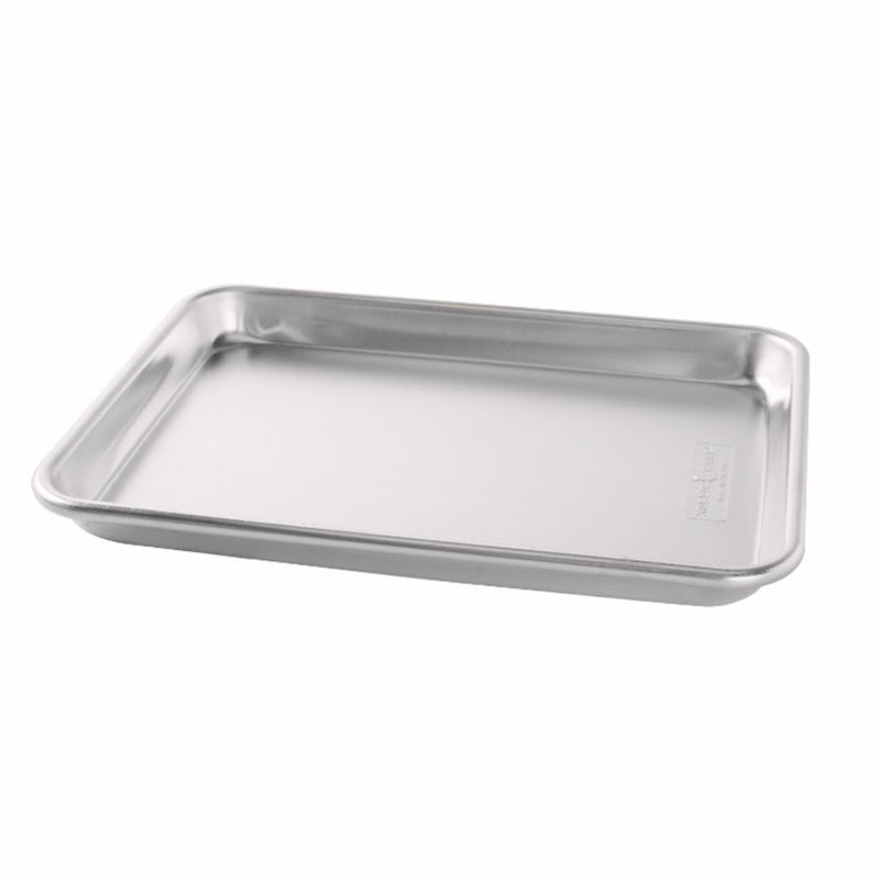 Nordic Ware Baker's Quarter Sheet Natural Aluminium - Lighting.co.za