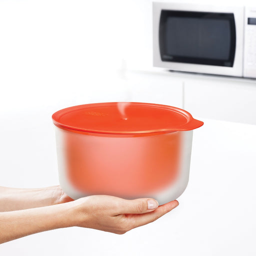 oseph Joseph M-Cuisine™ Cool-Touch Microwave Bowl 2 L with Splash-Proof Lid - Lighting.co.za