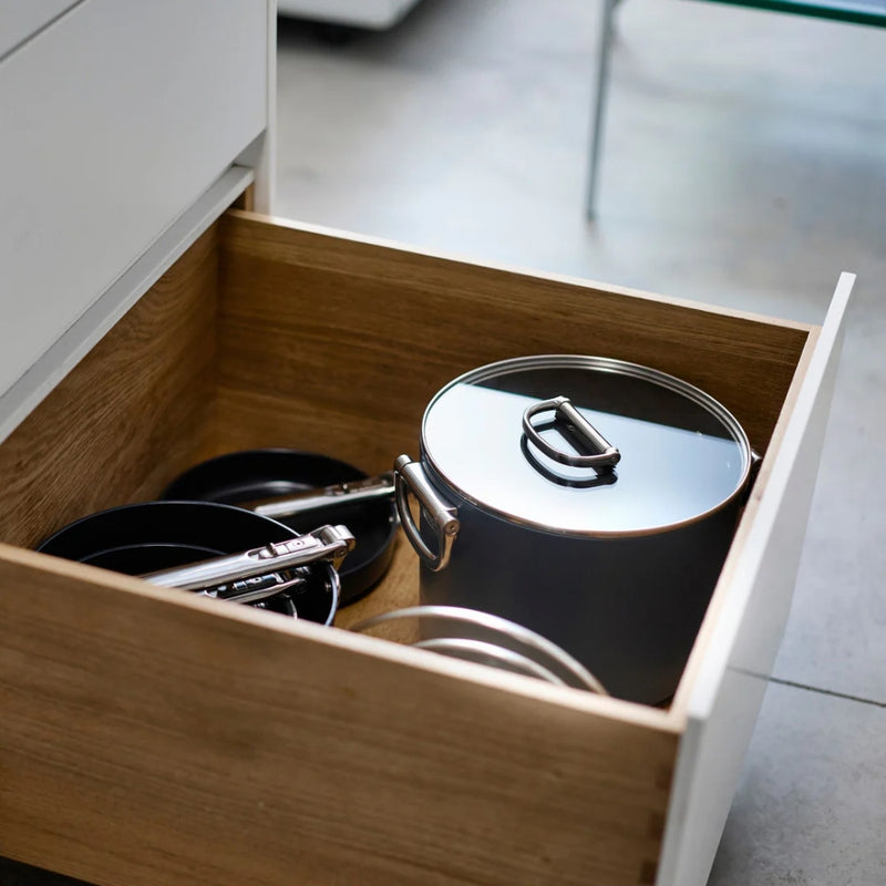 Joseph Joseph Space 25 cm / 8 L Non-Stick Stock Pot with Lid - Lighting.co.za