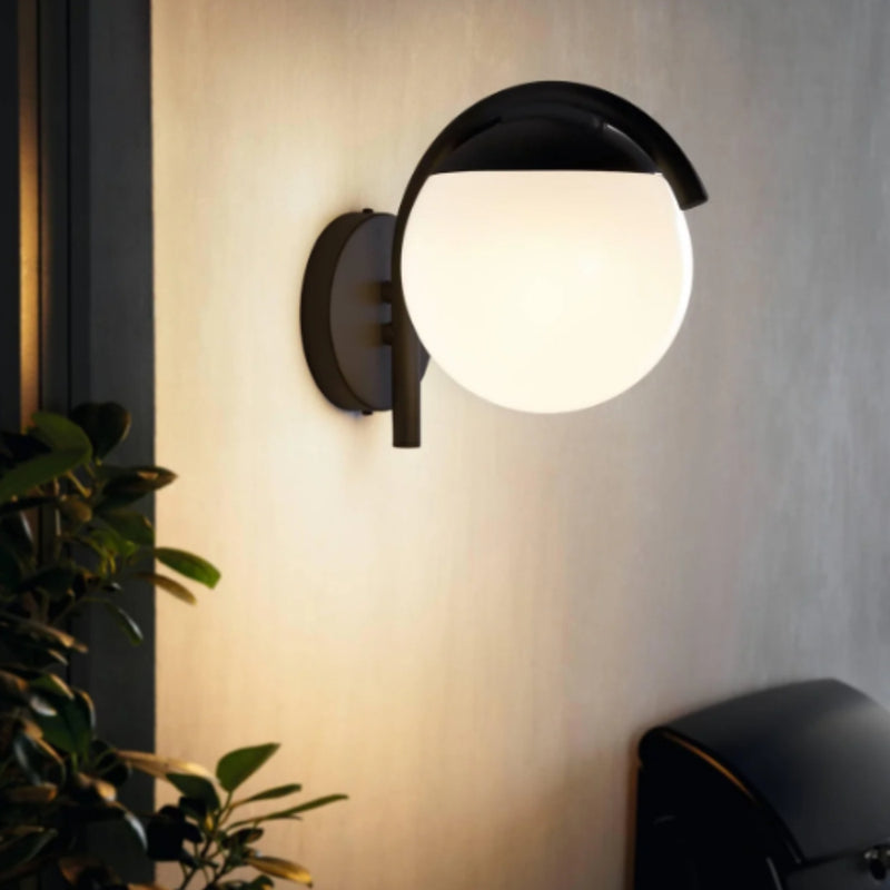 Bowman Black Outdoor Wall Light - Lighting.co.za