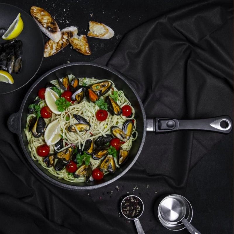 AMT 28cm Gastroguss Braising Pan - Lighting.co.za