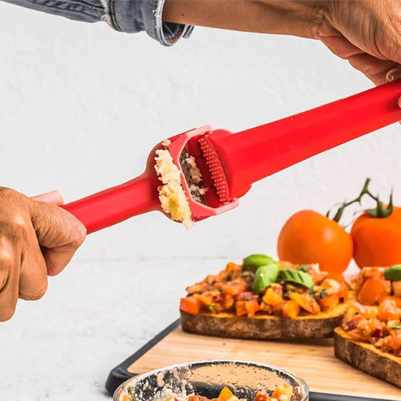 Dreamfarm Garject Lite Garlic Press - 2 Colours - Lighting.co.za