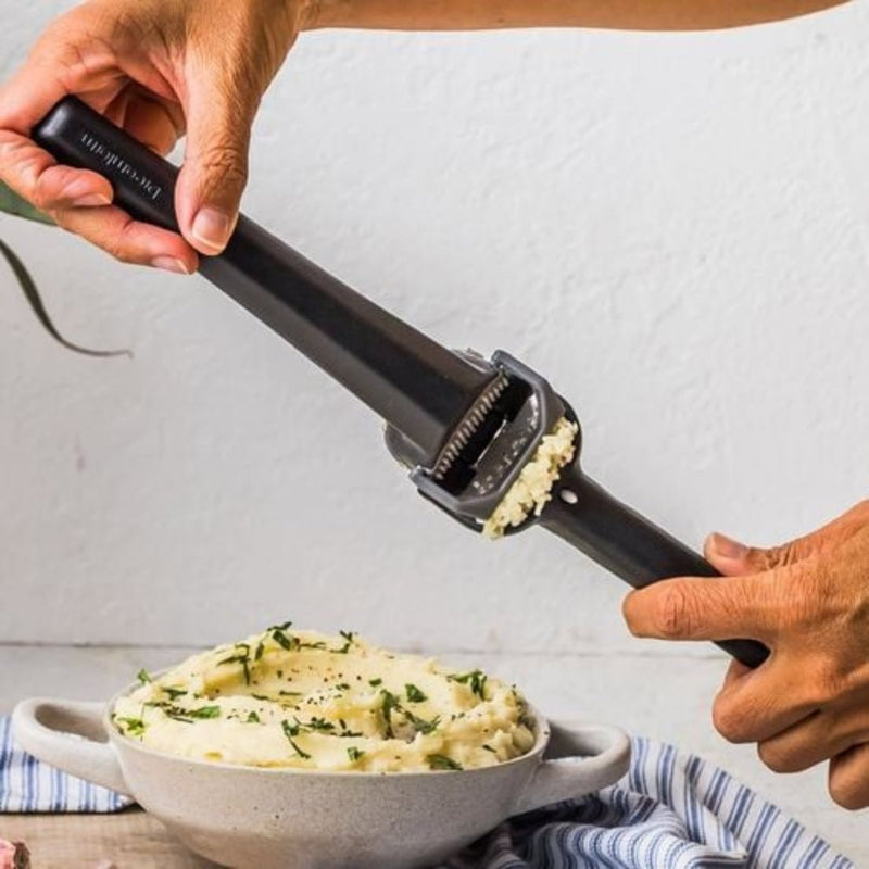 Dreamfarm Garject Lite Garlic Press - 2 Colours - Lighting.co.za