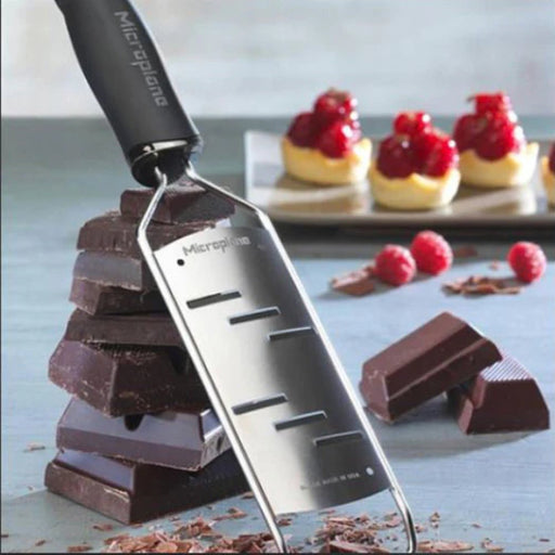 Microplane Gourmet Large Shaver - Black - Lighting.co.za